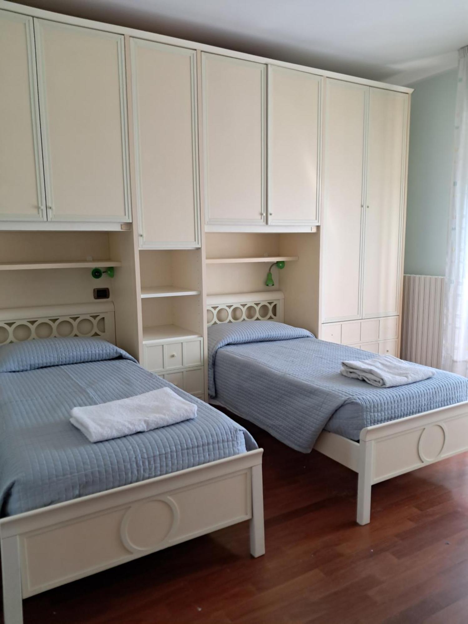 Roses House Apartment Porto San Giorgio Bagian luar foto